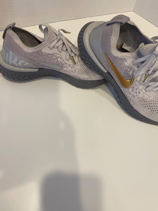 Nike Epic React Sneakers in White and Gold AV3048 Sz 7 - Picture 2 of 5